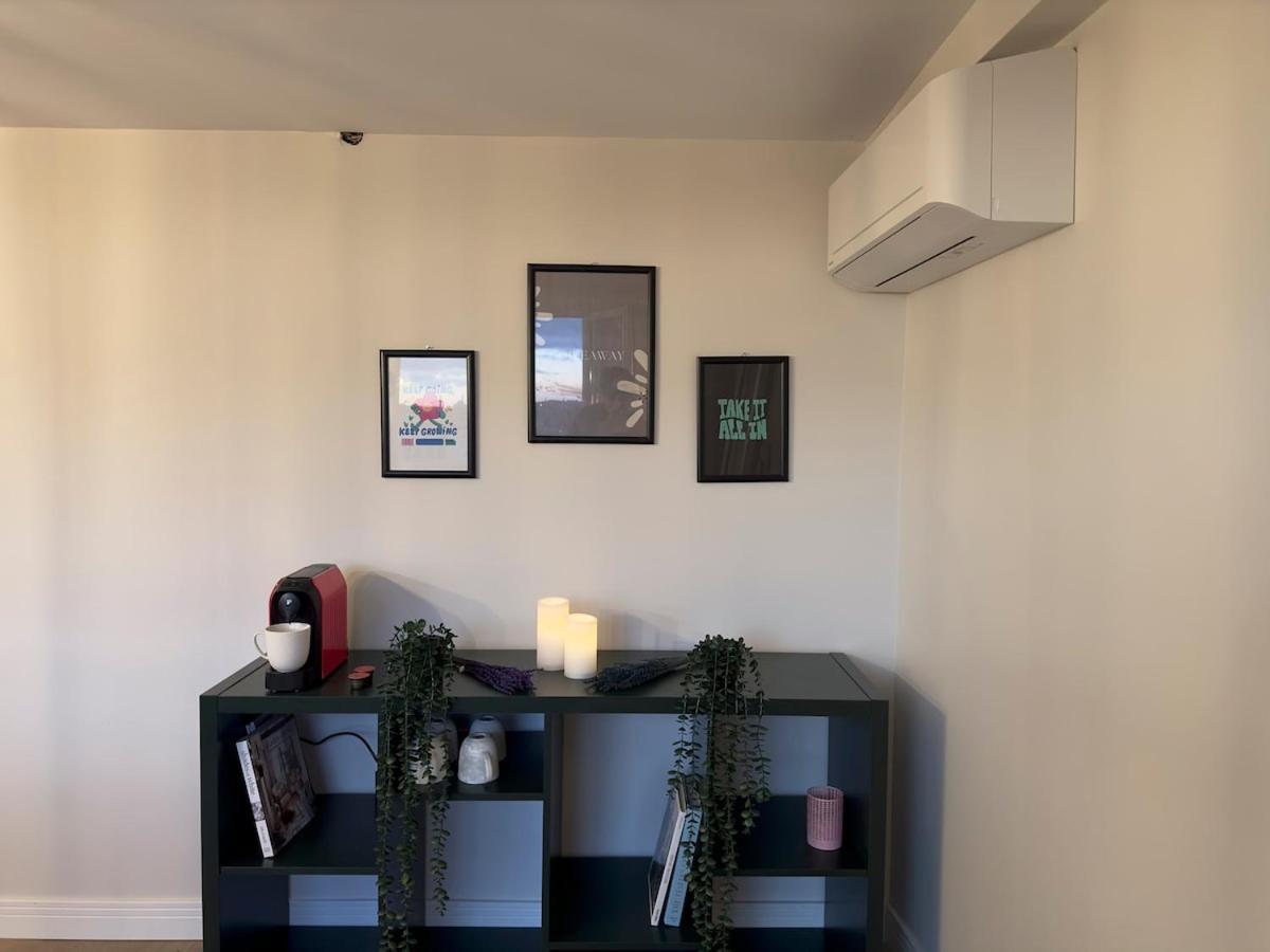 Stunning 2br 3ac Near Metro - Ym 3